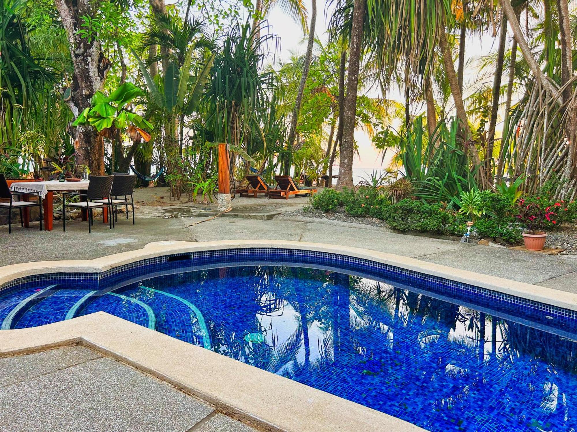 Fenix Hotel - On The Beach Самара Екстер'єр фото